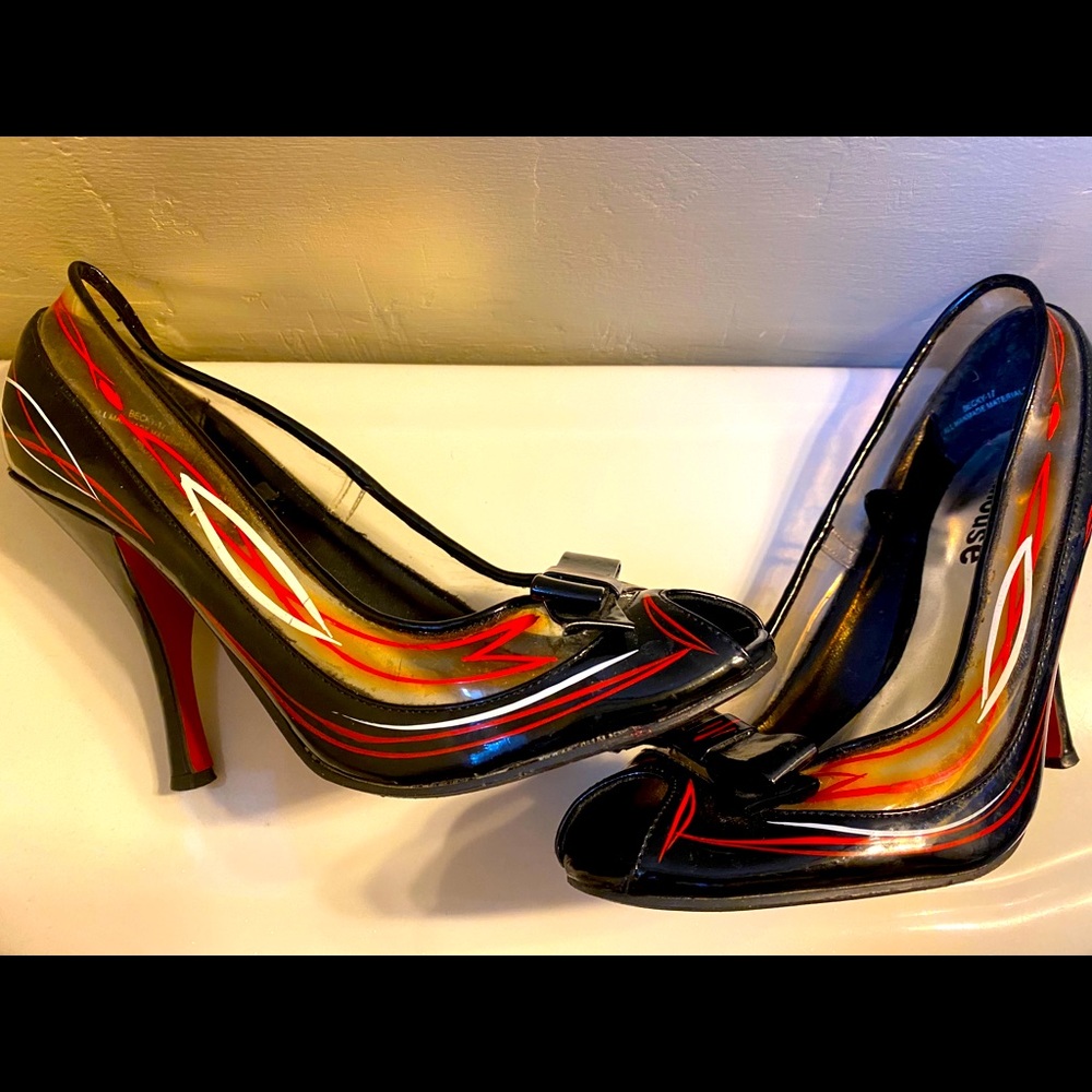 Custom Hand Painted Pinstriped Dollhouse Heels